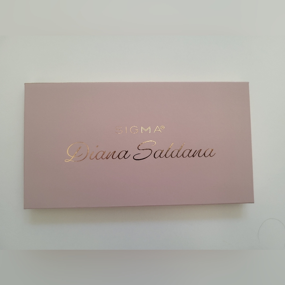 Sigma x Diana Saldana Eyeshadow Palette